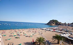Apartment Lets Holidays Tossa de Mar Beach